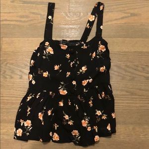 Streetwear society black floral top
